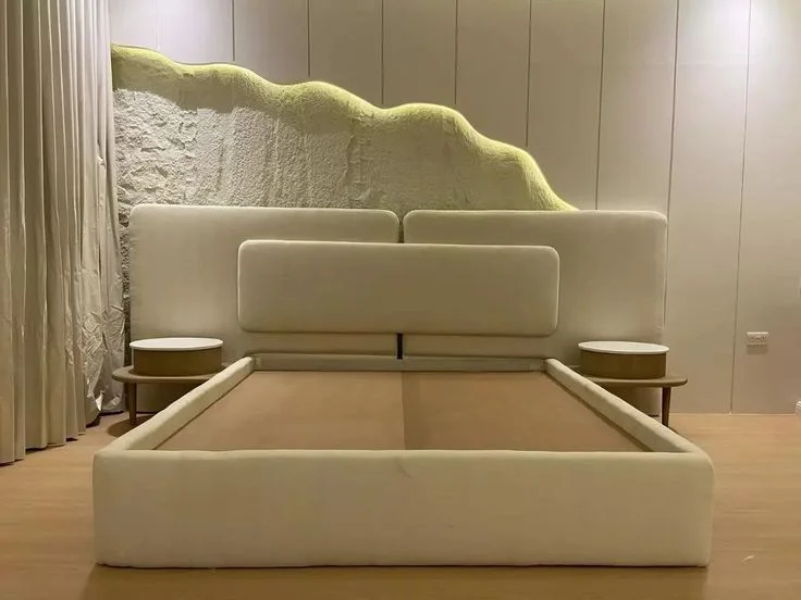 Queen size bed