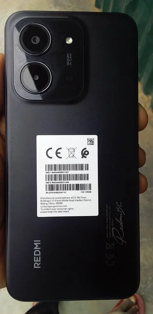 Redmi 15C:ram 8GB,rom128GB,6000mha battery,50mp camera , almost new used for only 2 months 